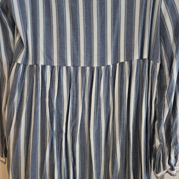 OLD NAVY BUTTON DOWN, LONG SLEEVE COTTON DRESS - SIZE MEDIUM TALL - Picture 4 of 4